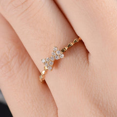 HUITAN Luxury Wedding Anniversary Ring with Pear Shape Huge CZ Prong Setting Rose Gold Color Fashion Engagement Rings for Women