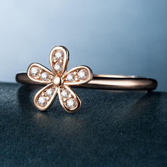 HUITAN Luxury Wedding Anniversary Ring with Pear Shape Huge CZ Prong Setting Rose Gold Color Fashion Engagement Rings for Women