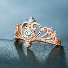 HUITAN Luxury Wedding Anniversary Ring with Pear Shape Huge CZ Prong Setting Rose Gold Color Fashion Engagement Rings for Women