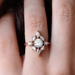 HUITAN Luxury Wedding Anniversary Ring with Pear Shape Huge CZ Prong Setting Rose Gold Color Fashion Engagement Rings for Women