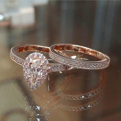 HUITAN Luxury Wedding Anniversary Ring with Pear Shape Huge CZ Prong Setting Rose Gold Color Fashion Engagement Rings for Women